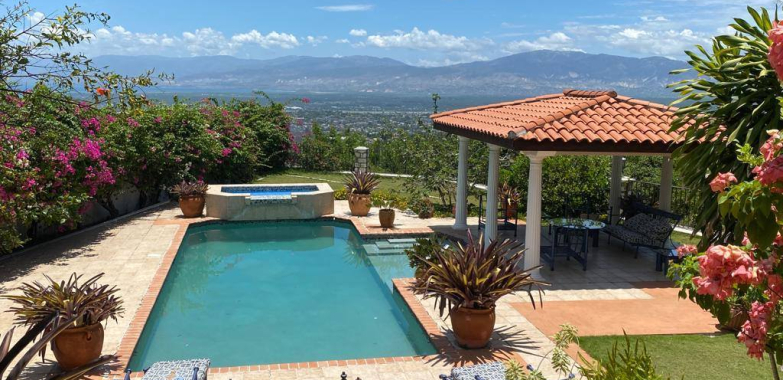 Maison à louer – Route de Bourdon (près de l’Hôtel Montana)